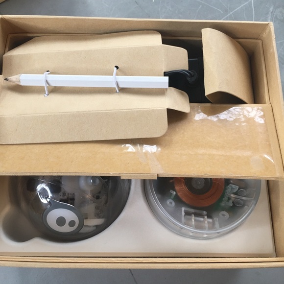 Sphero app enabled programmable robot ball STEM - Picture 2 of 9